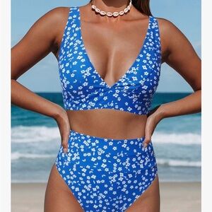 Stylish Blue Floral Bikini Set